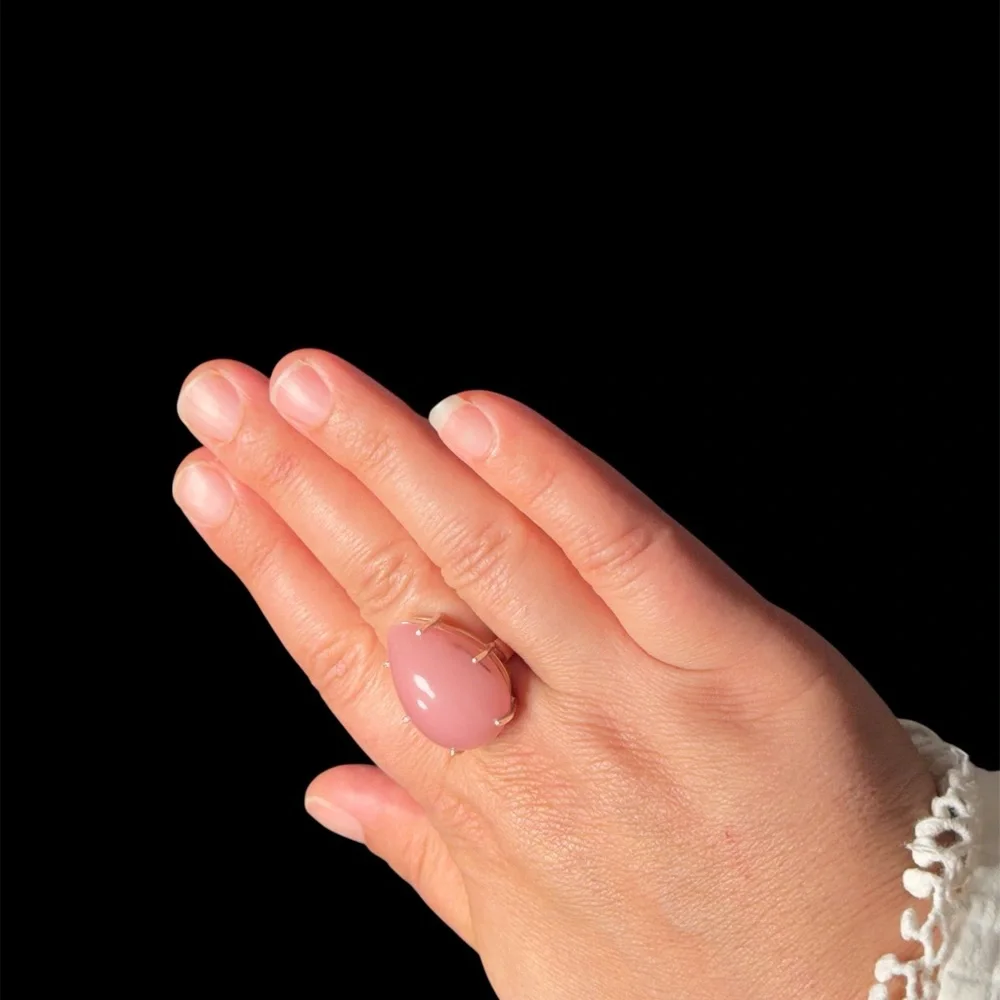 925 Sterling Silver Rose Quartz Tear Drop Cabochon Ring – Size 9